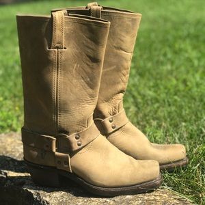 Women’s FRYE Harness 12R Boots